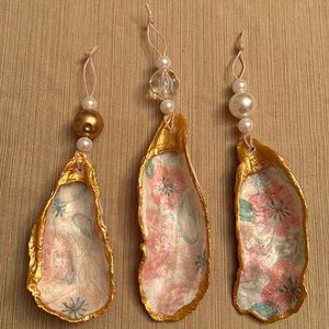 Set of 3 handmade floral oyster shell ornaments